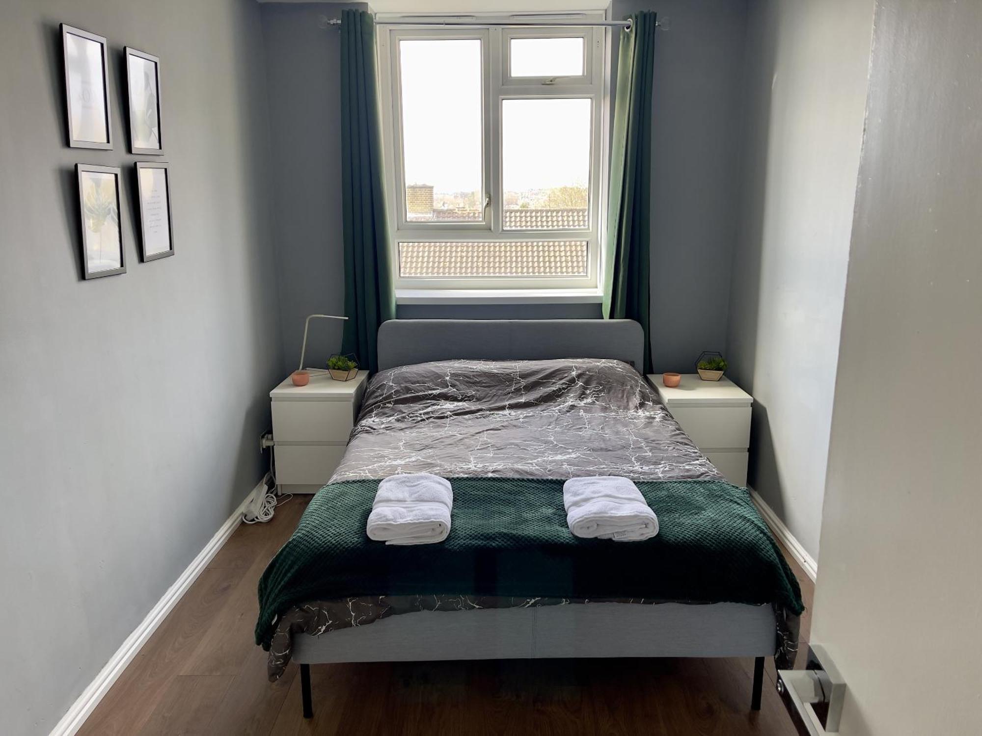 Beautiful 3-Bed Apartment At Swiss Cottage Лондон Экстерьер фото